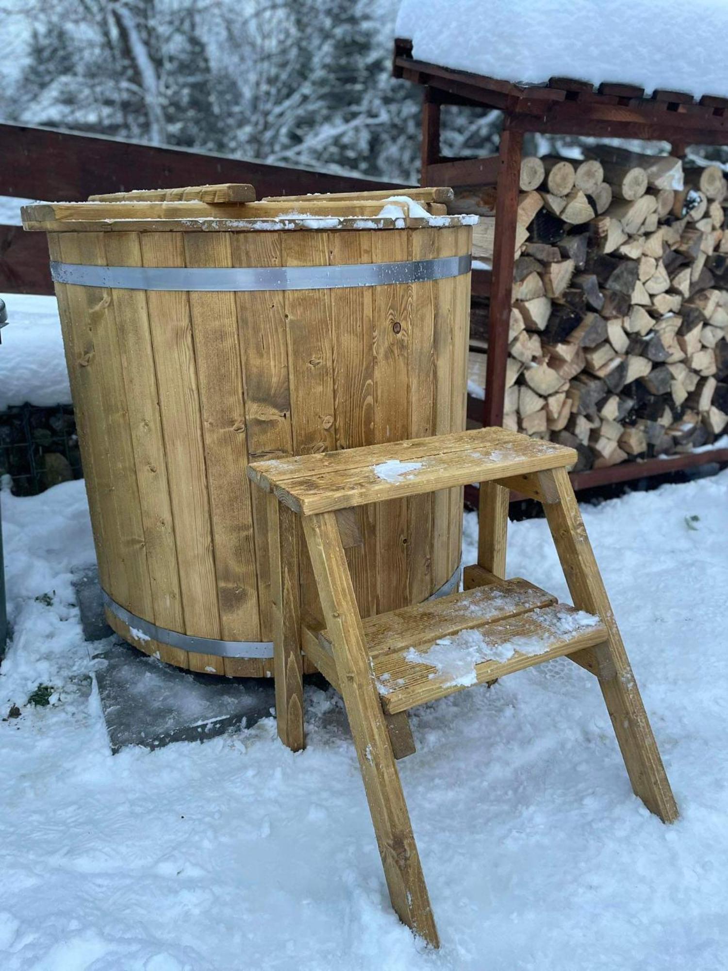 Traditional Deer Cabin With Sauna Dolny Kubin Zewnętrze zdjęcie