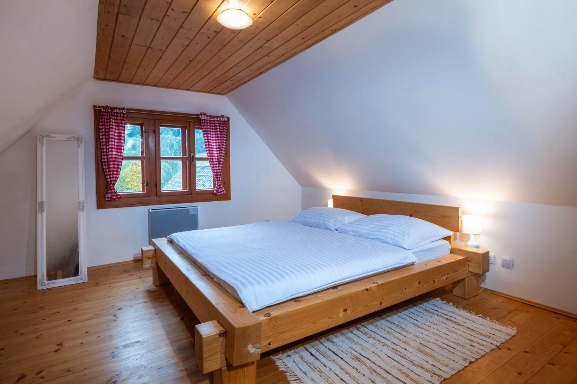 Traditional Deer Cabin With Sauna Dolny Kubin Zewnętrze zdjęcie